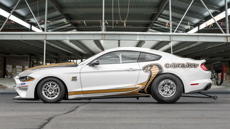 Illustration for article titled The 2018 Ford Mustang Cobra Jet Costs $130,000 and Is Loud As Hell